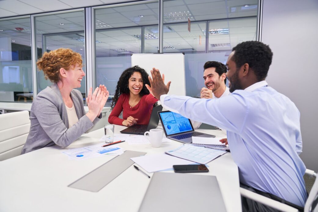 Unsere erfahrenen Trainer sind erneut mit spannenden Seminarthemen in Bayern, Baden-Württemberg und NRW unterwegs – Verkaufstraining, Projektmanagement und Stressmanagement